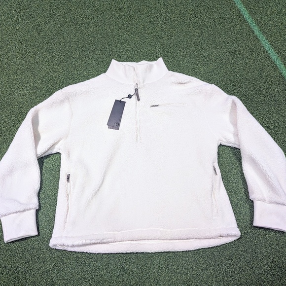 Greyson Eira Sherpa 1/2 Zip Pull Over in Dove White/Dogwood flower embroidery - Picture 1 of 8